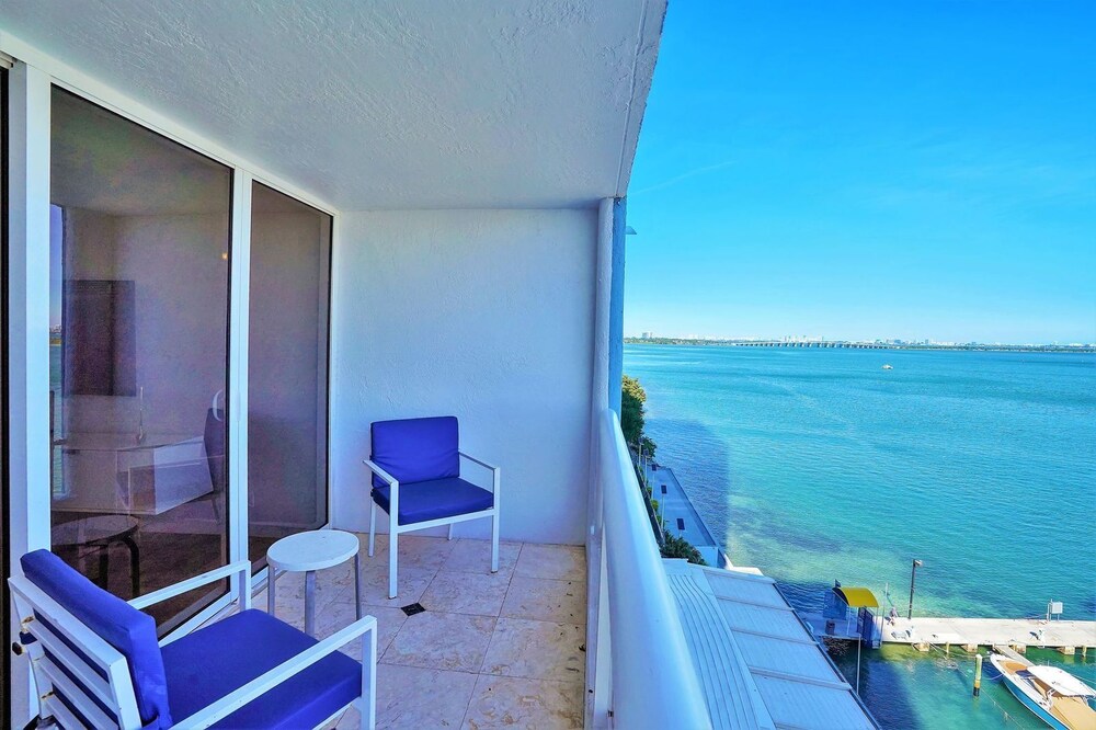 Wait N' Sea! (2 bedroom condo)