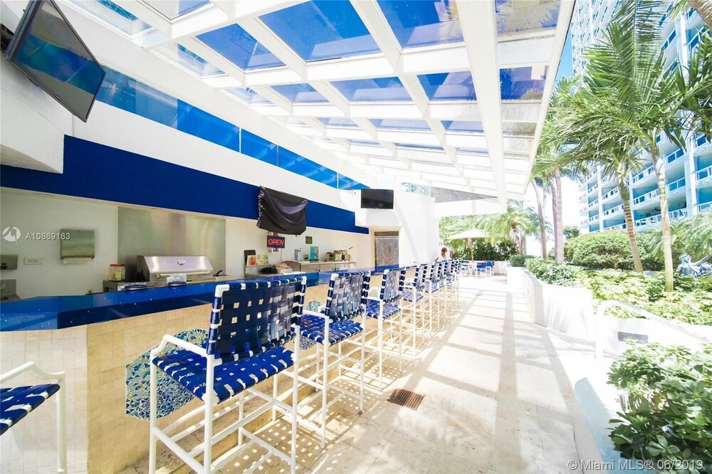 Wait N' Sea! (2 bedroom condo)