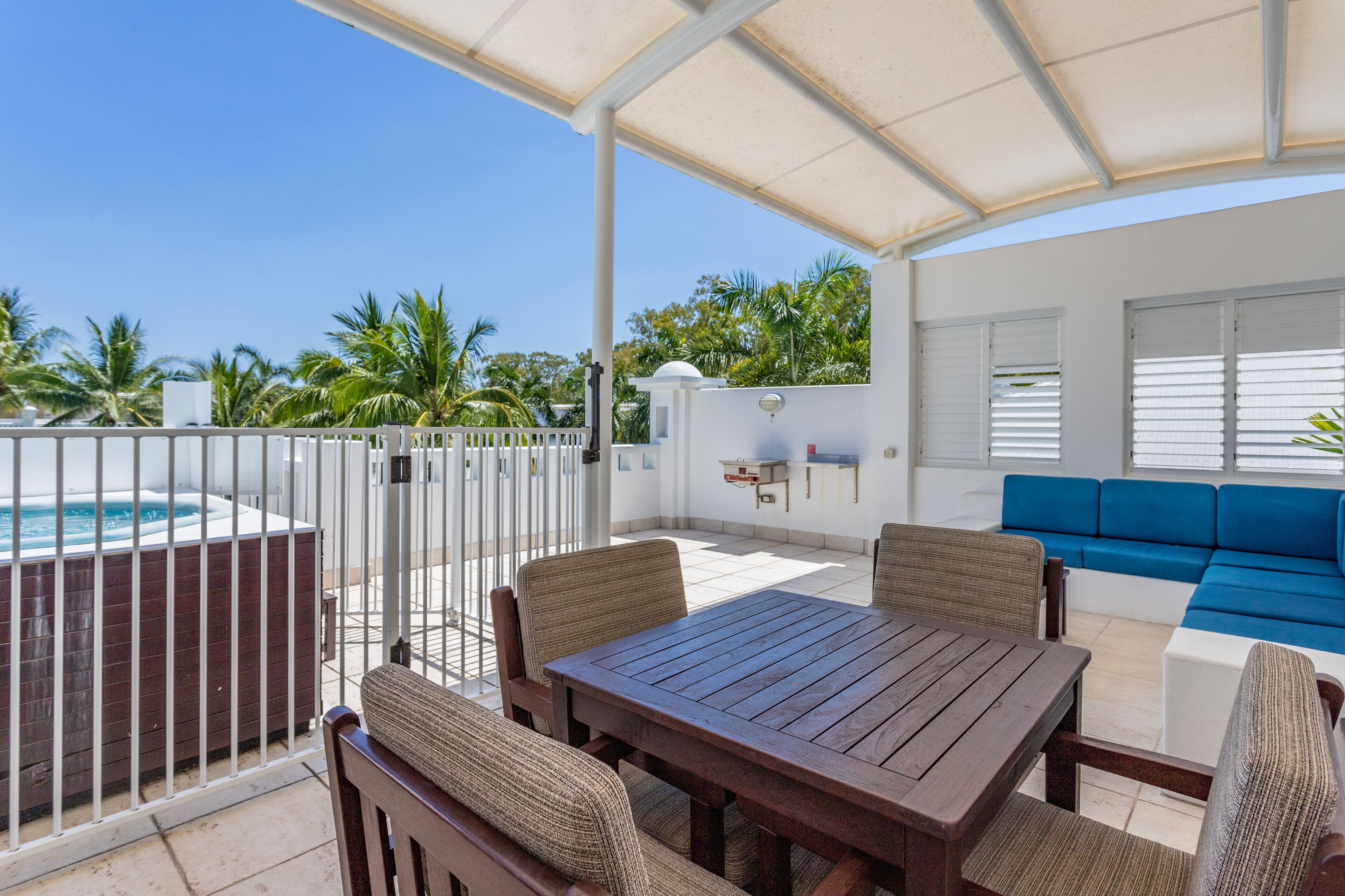 Beach Club Penthouse 3133