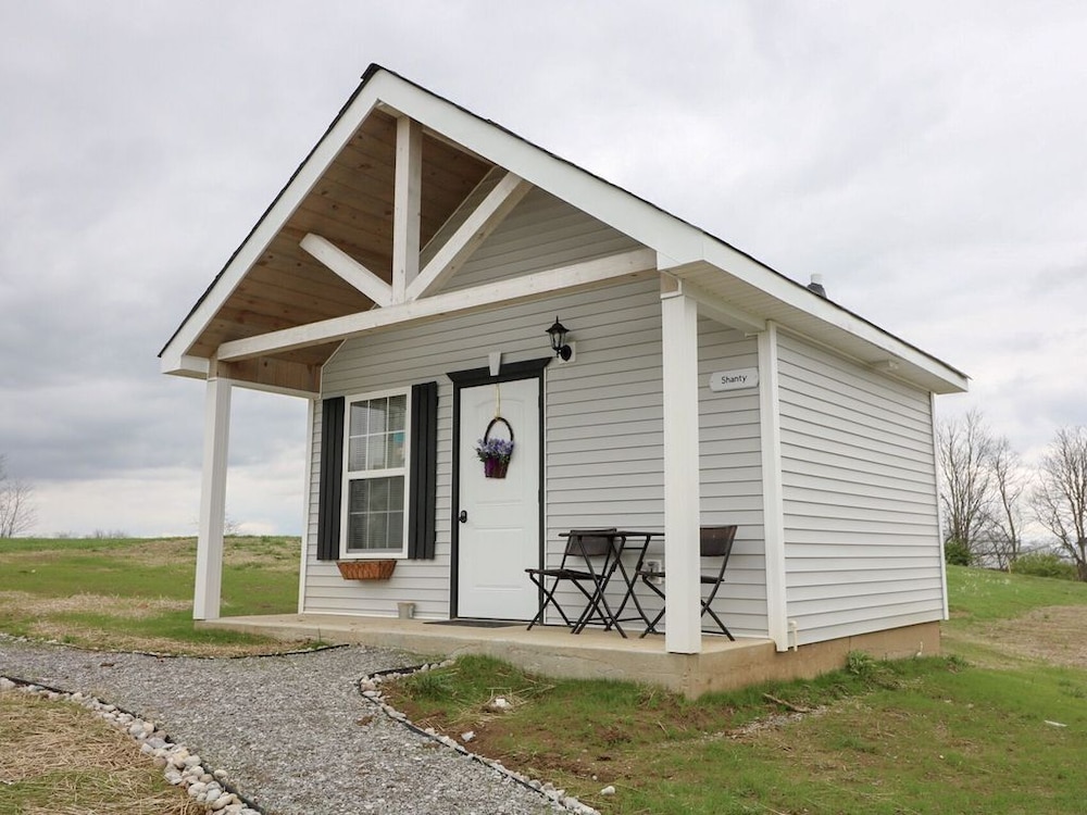 Shanty - Close to the Ark Encounter