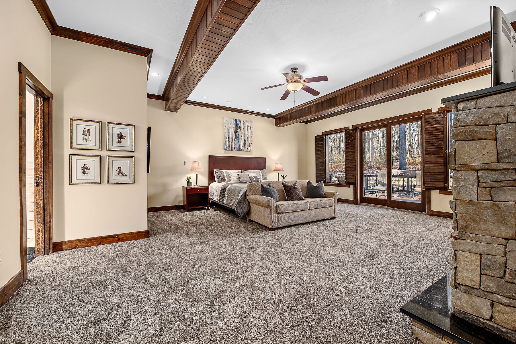 Luxury in Uniontown, United States