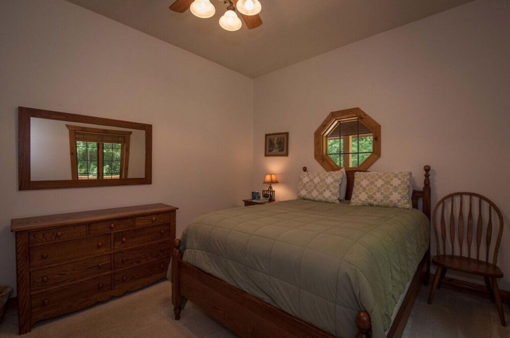 Snowshoe WV “Mountain Retreat’ Slaty Fork Vrbo