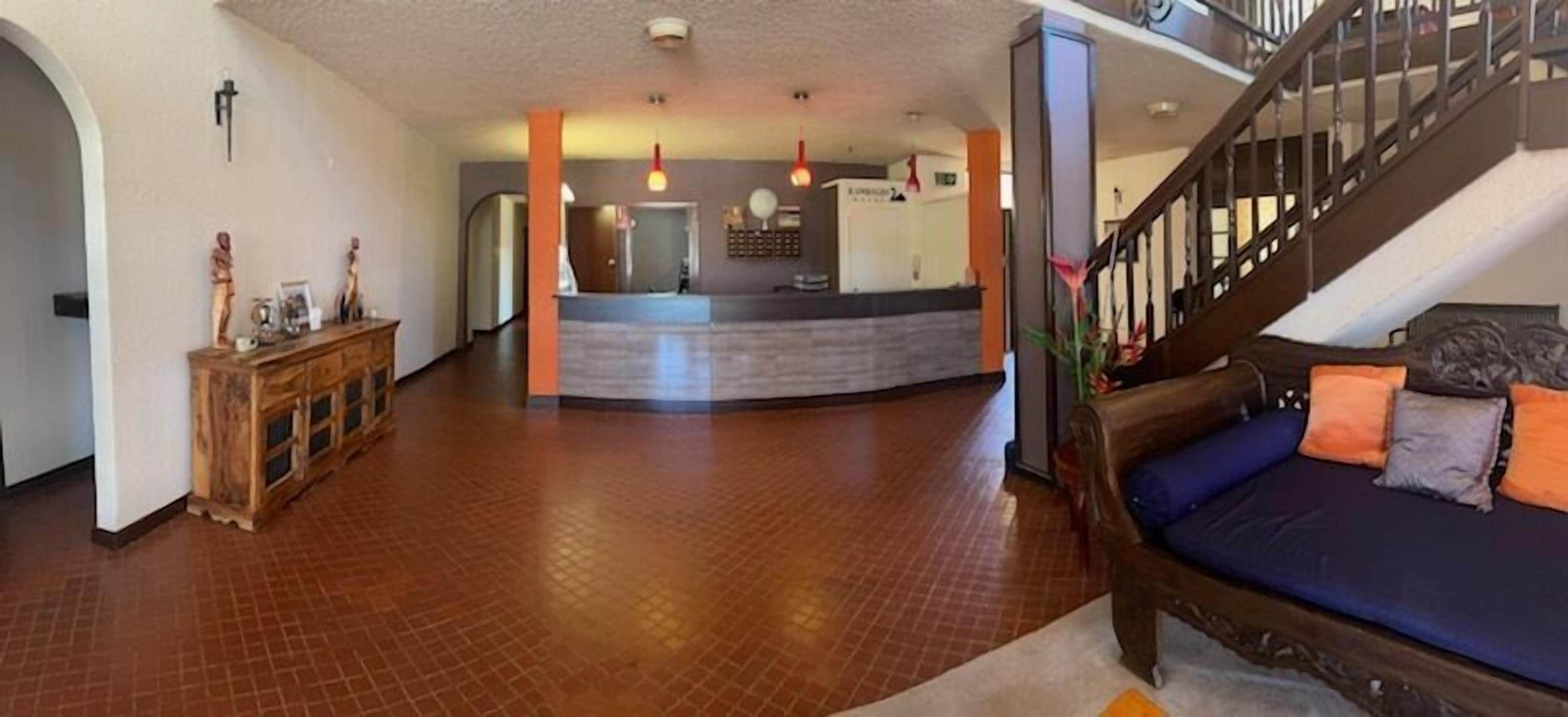 Lake Lefroy Motel and Bar