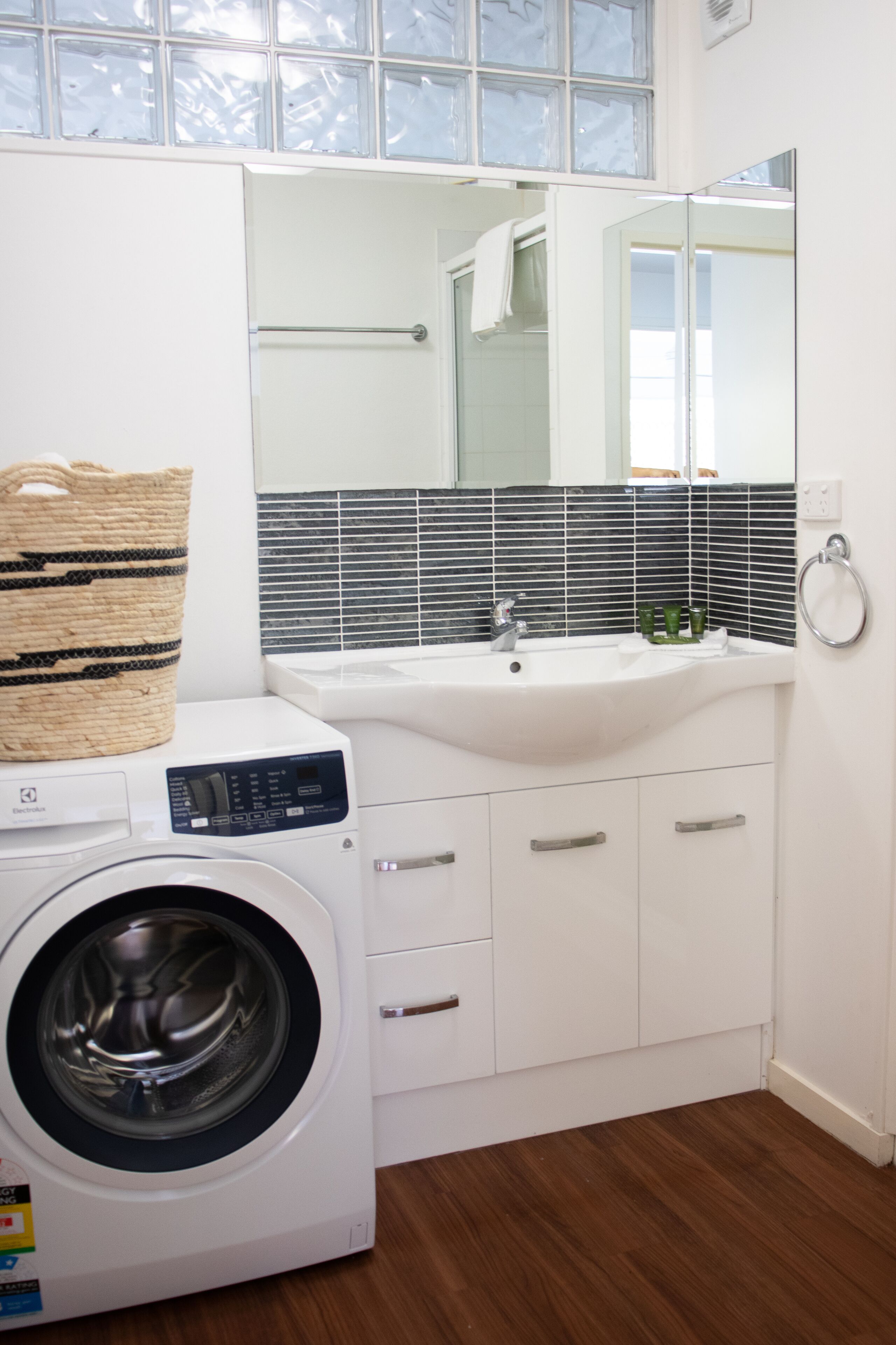 Mooloolaba Waterfront - 'La Villa De La Baie'