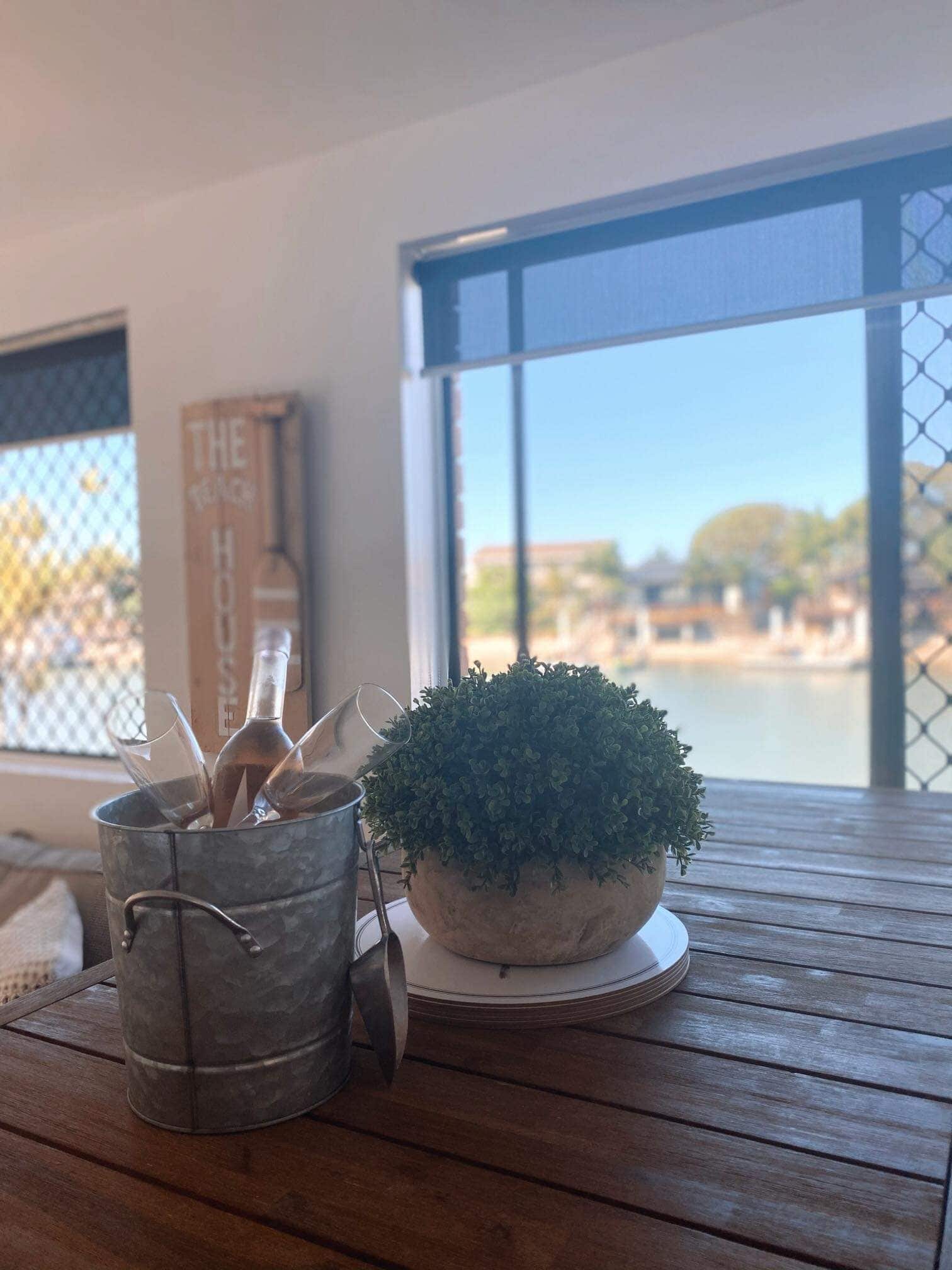 Mooloolaba Waterfront - 'La Villa De La Baie'