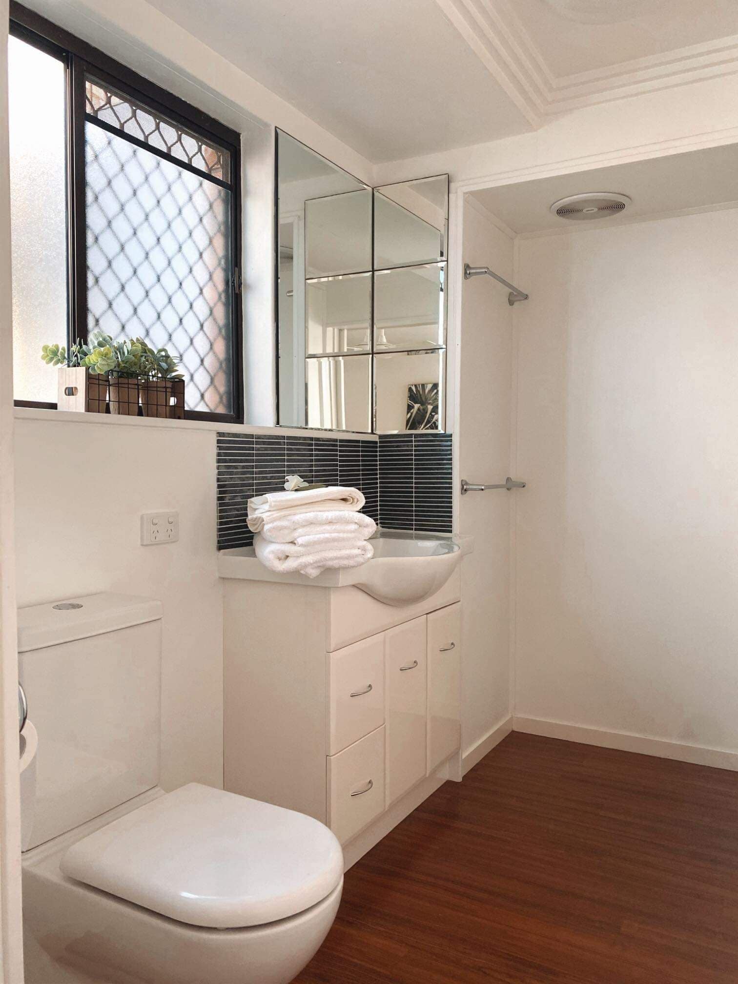 Mooloolaba Waterfront - 'La Villa De La Baie'