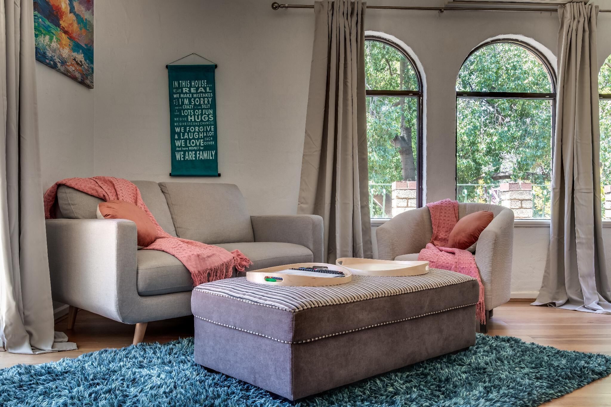 Stylish Villa With one car bay Sleeps 4