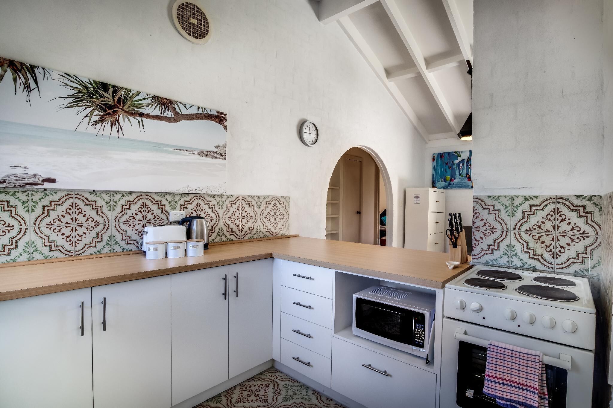 Stylish Villa With one car bay Sleeps 4