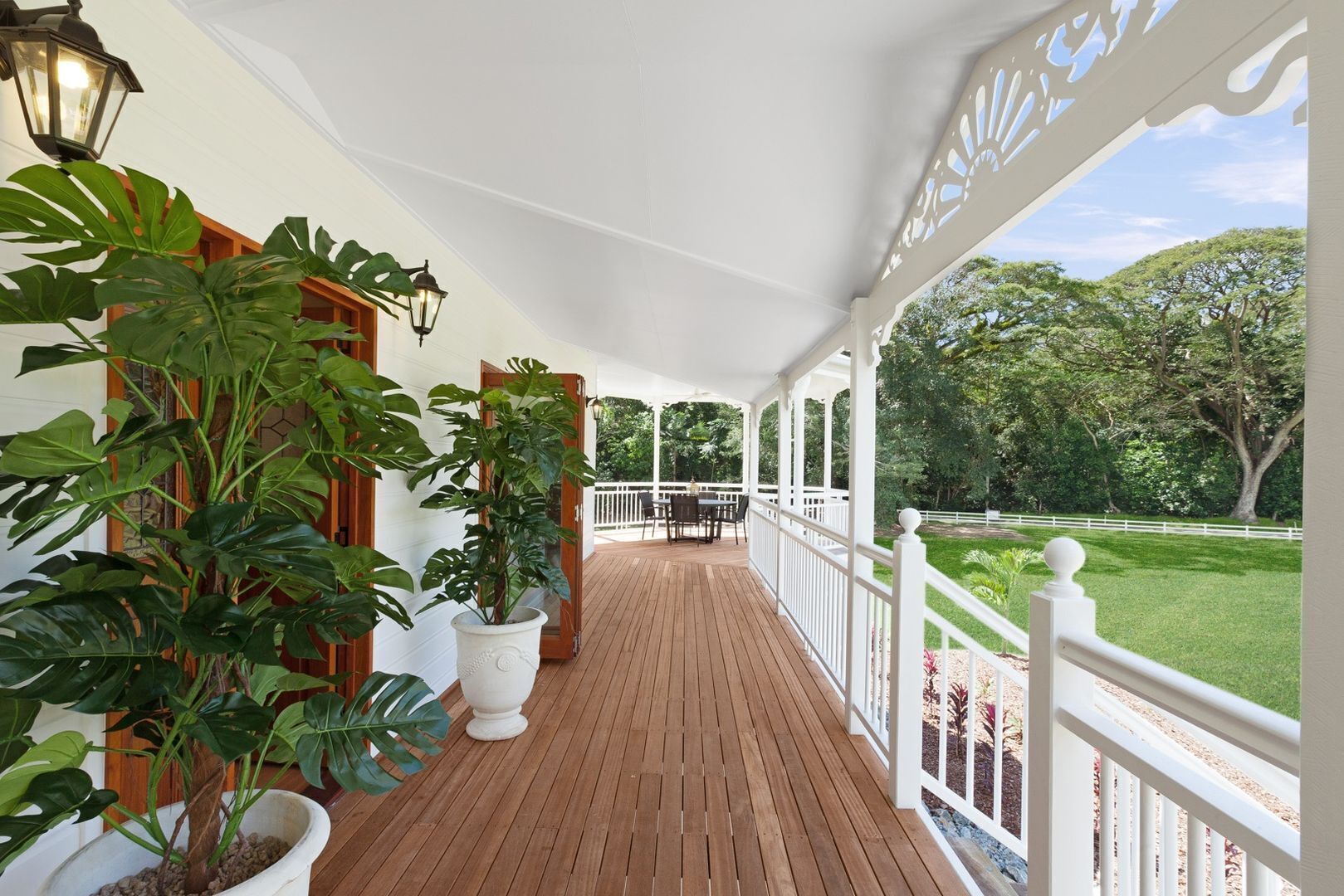 Port Douglas Lakeside Retreat