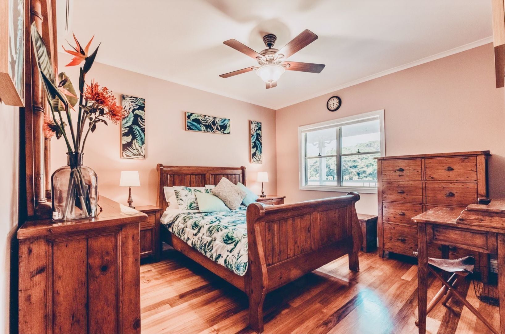 Port Douglas Lakeside Retreat