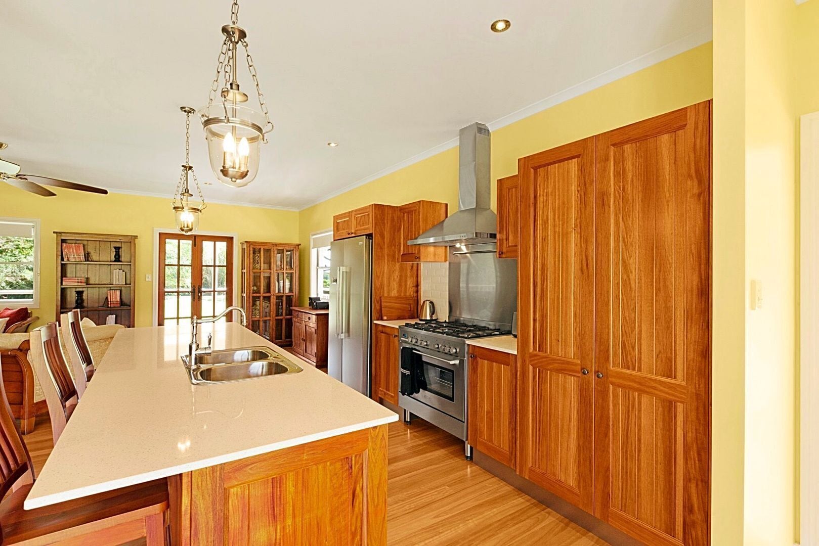 Port Douglas Lakeside Retreat