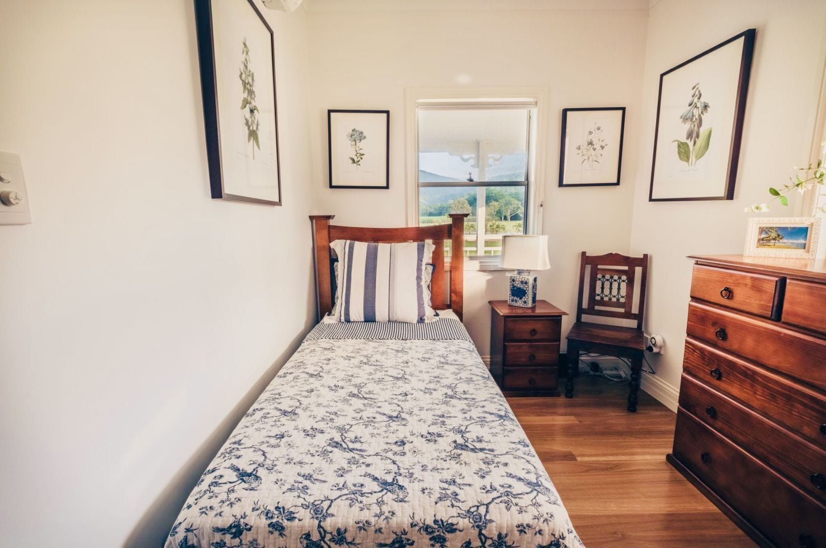 Port Douglas Lakeside Retreat