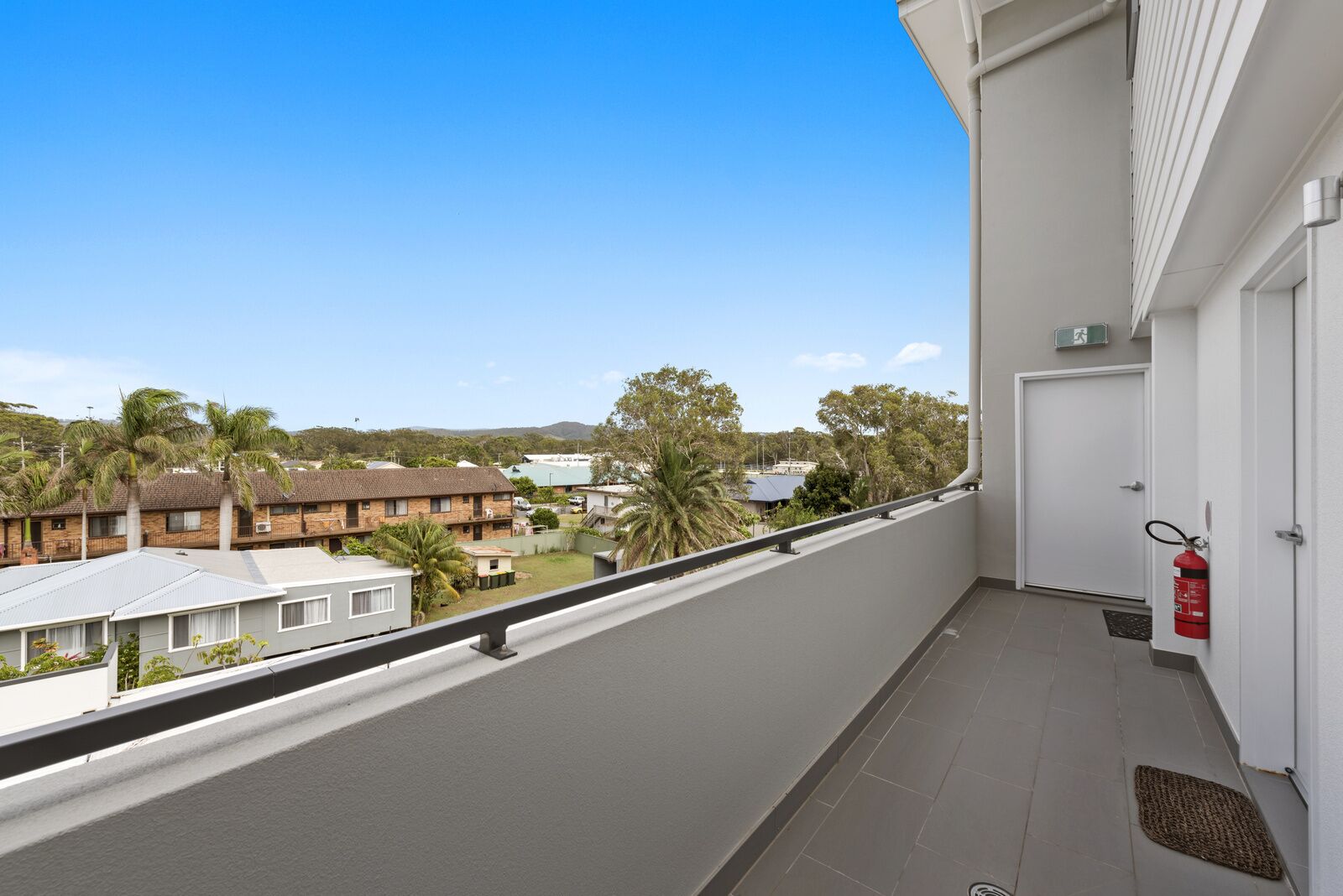 Fifty Meters to the Beach in the Heart of Woolgoolg