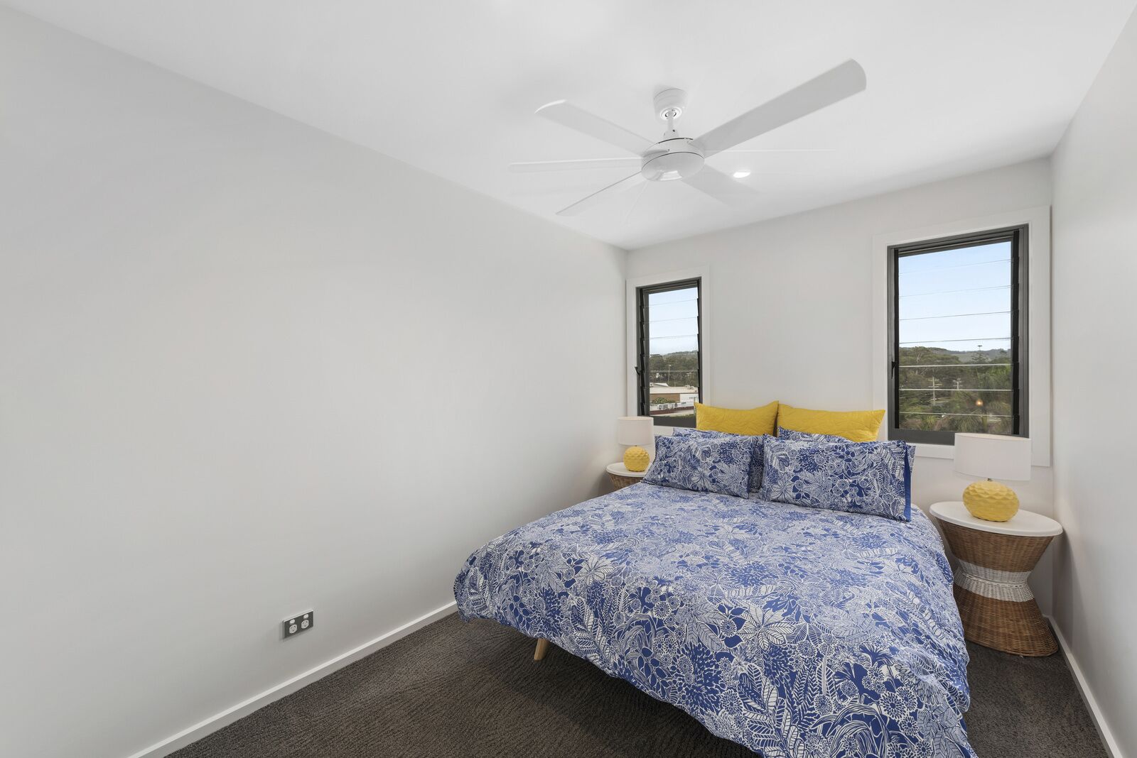 Fifty Meters to the Beach in the Heart of Woolgoolg