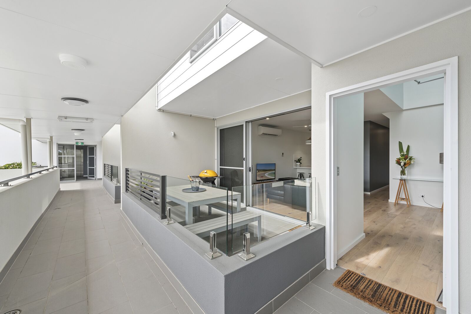 Fifty Meters to the Beach in the Heart of Woolgoolg