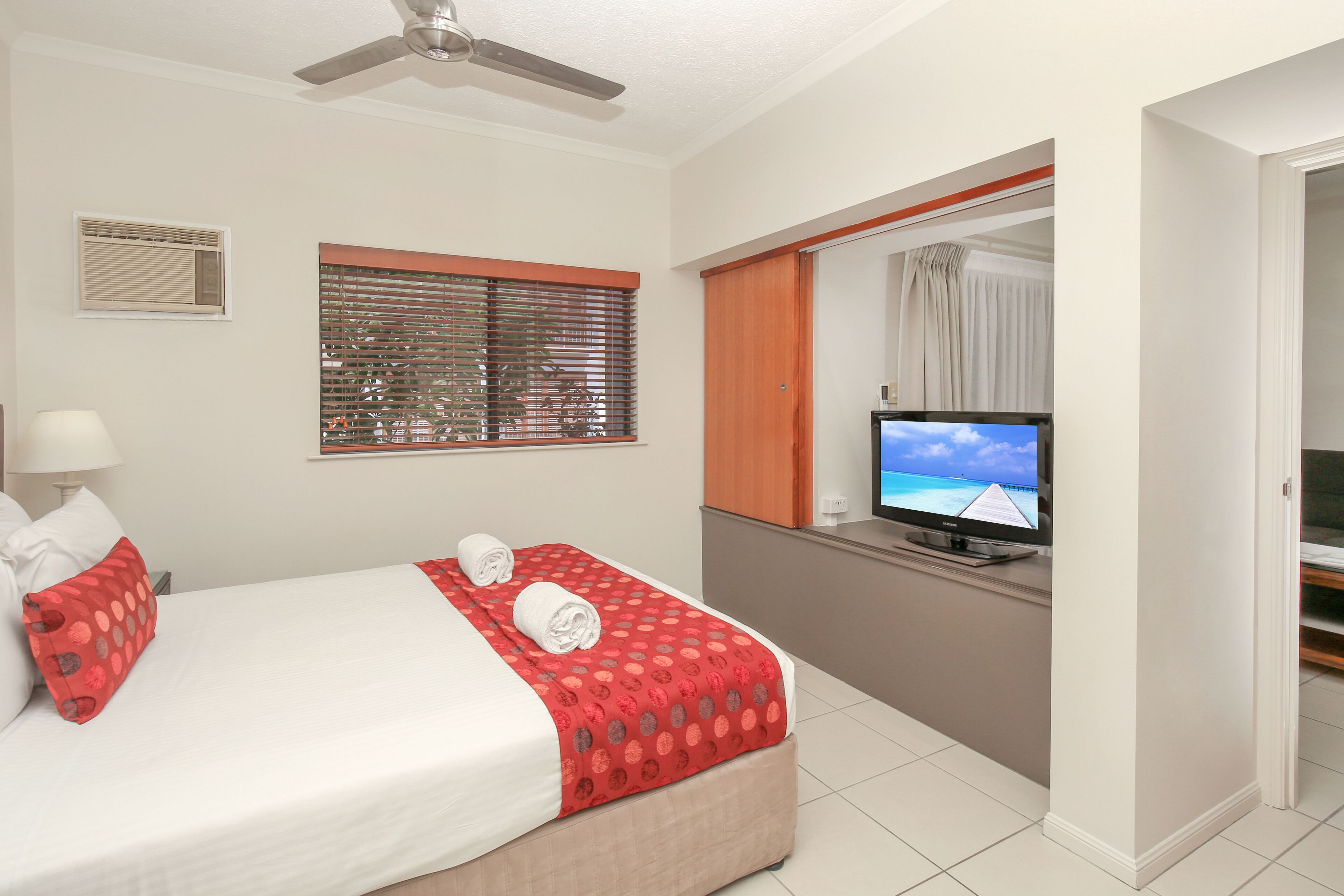 Centrally Located Apartment 1020