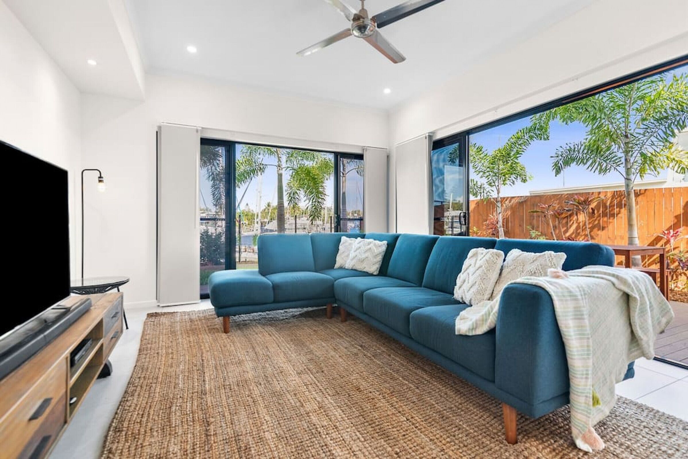 Marina Views From a Stunning Modern Villa