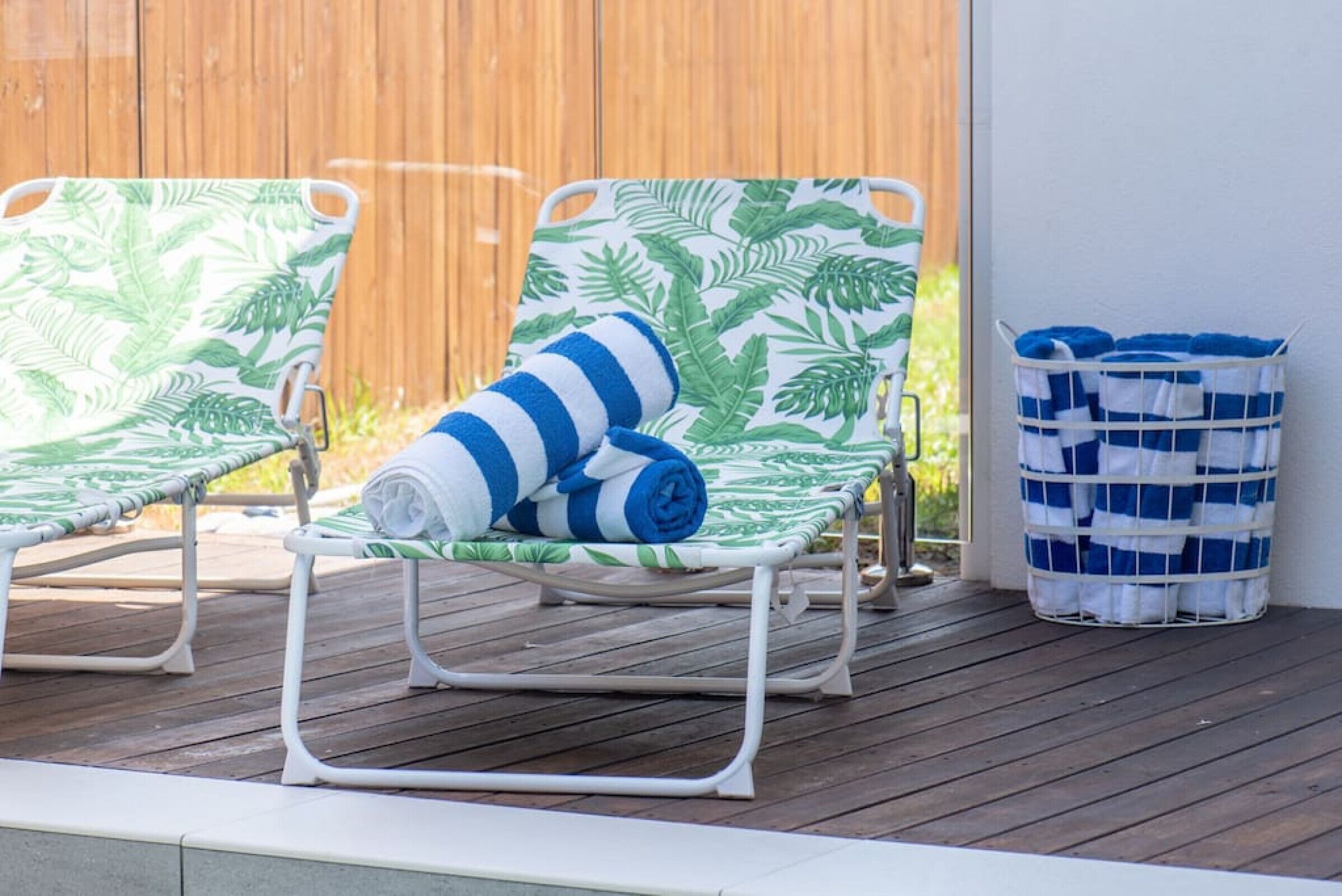 Marina Views From a Stunning Modern Villa