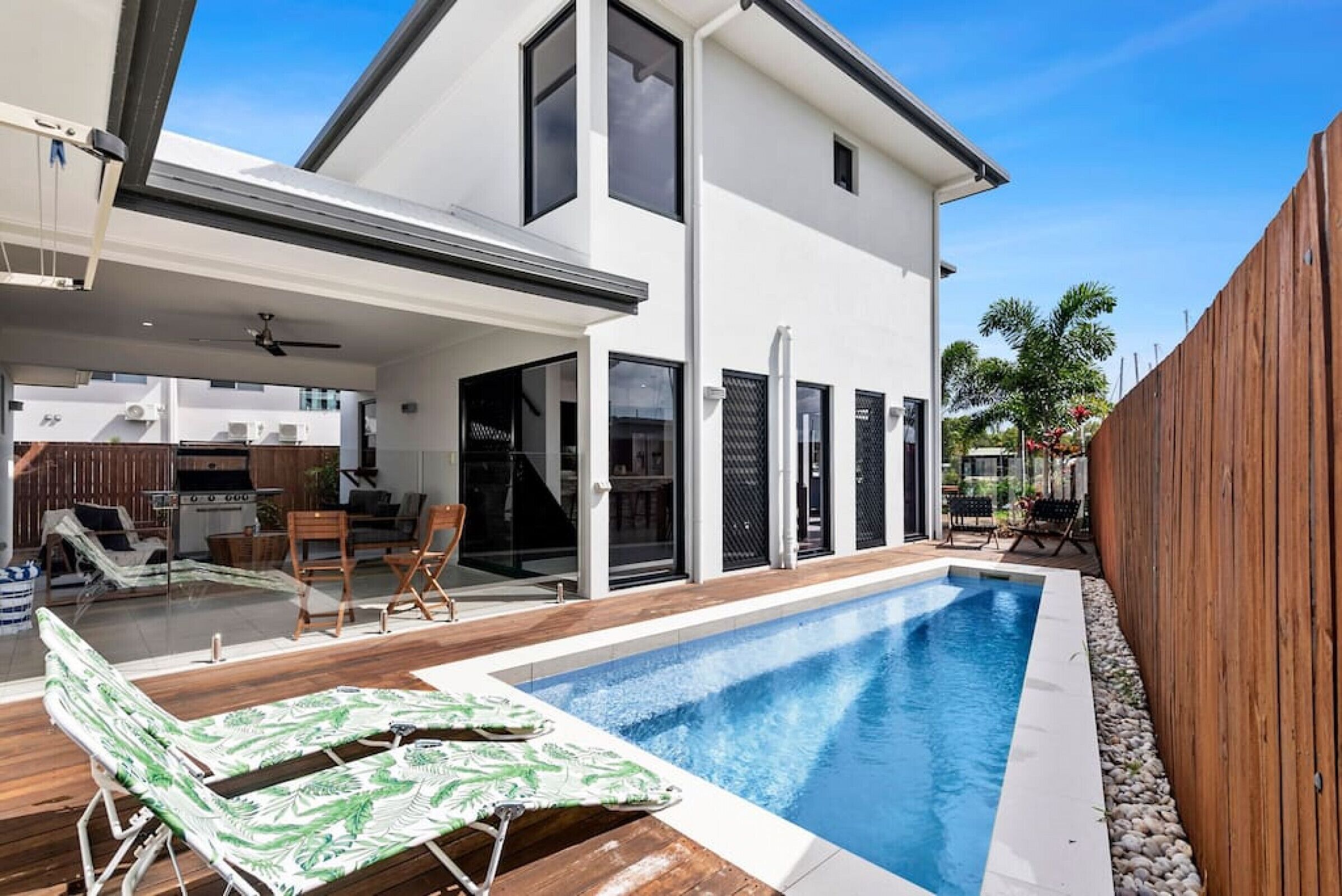 Marina Views From a Stunning Modern Villa