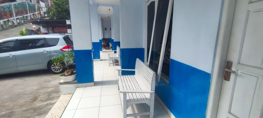 Hotel Nakula Sadewa 2 Bandungan in Bandungan | Best Rates & Deals on Orbitz