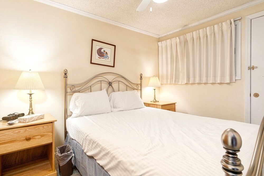 Mountain Lodge 233 by Casago, Snowshoe Room Prices & Reviews Travelocity