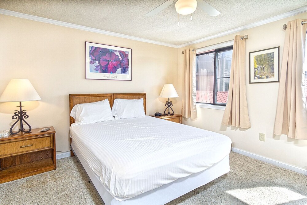 Mountain Lodge 233 by Casago, Snowshoe Room Prices & Reviews Travelocity