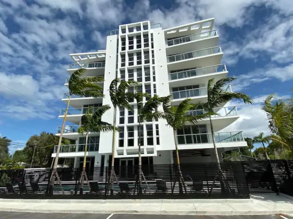 Luxury condo in a new small building in North Miami Beach FL