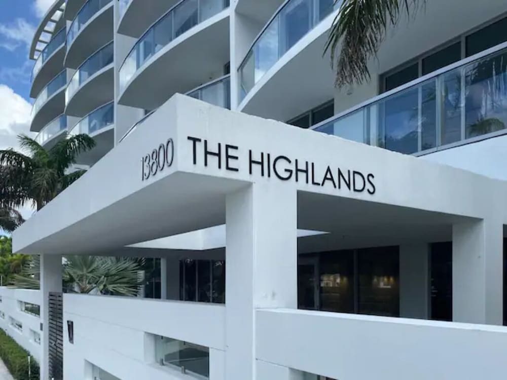 Luxury condo in a new small building in North Miami Beach FL