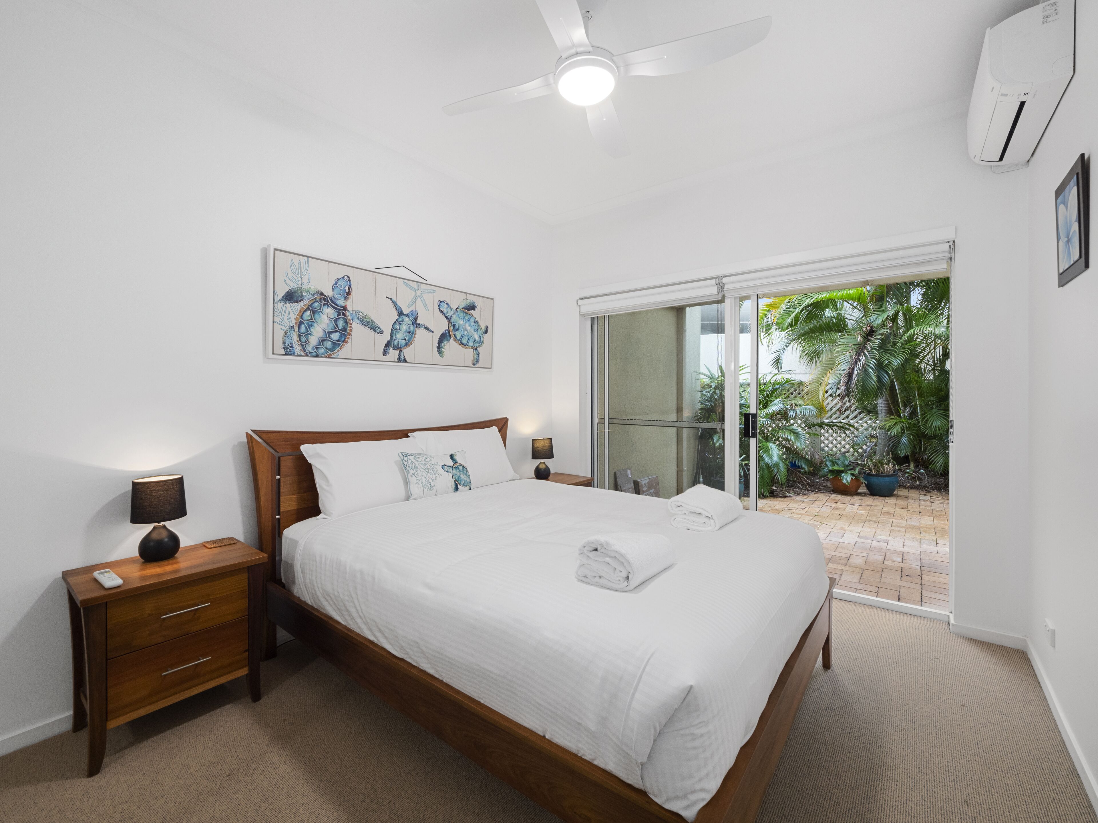 20m Away From Campbells Beach!