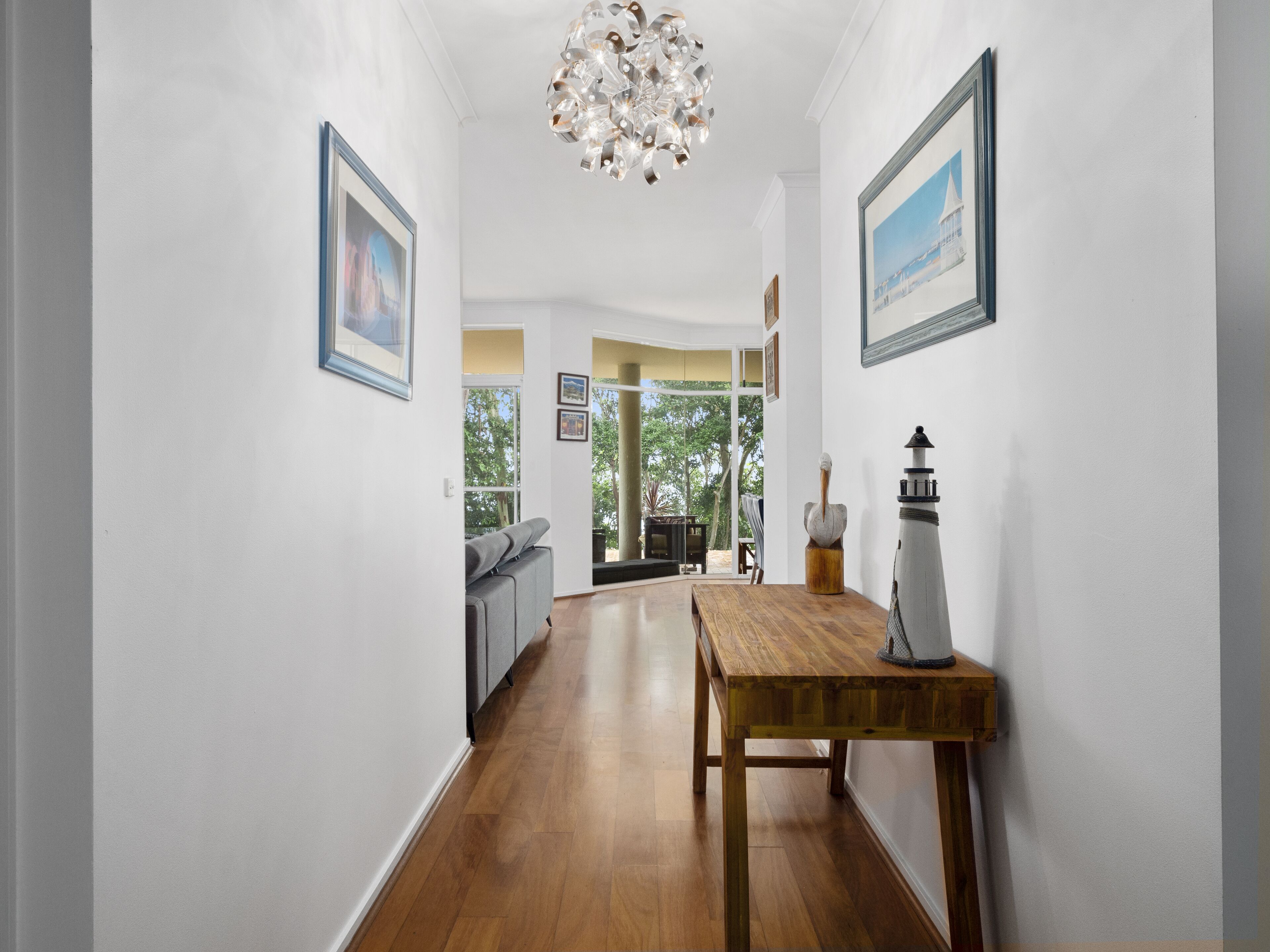 20m Away From Campbells Beach!