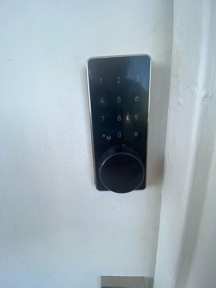 Amazing smart apartment in Miami with free Parking