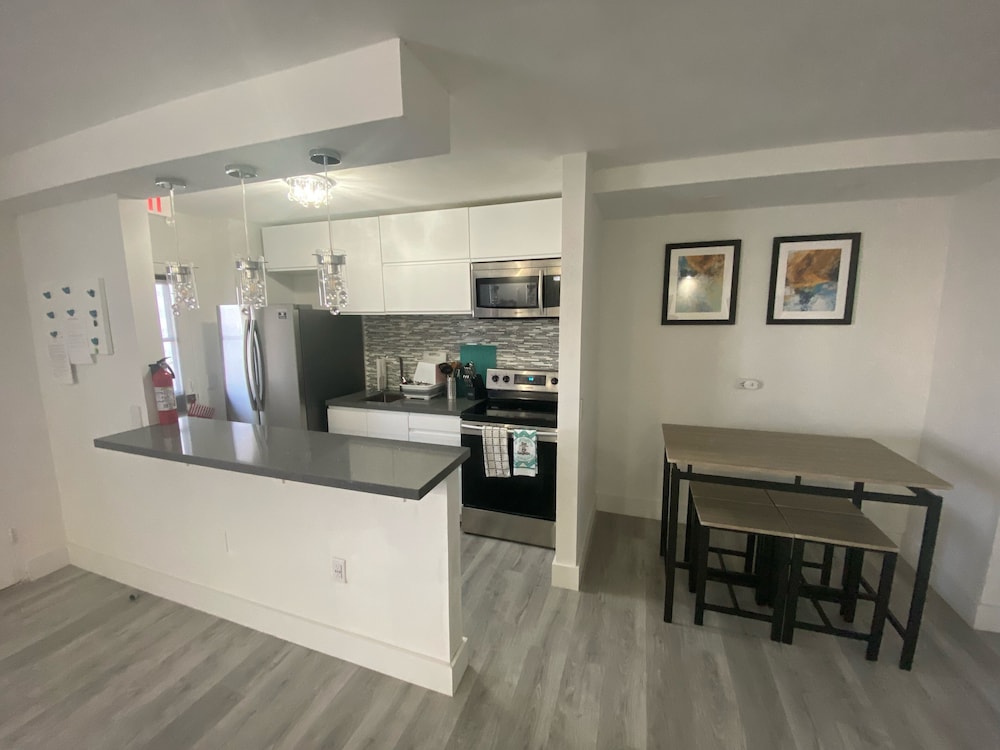 Amazing smart apartment in Miami with free Parking