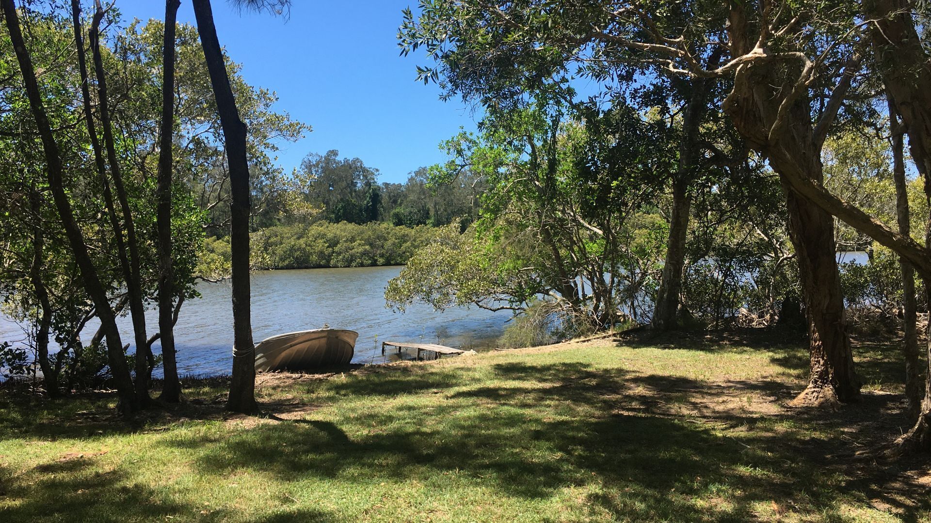 Shallow Waters, Yamba