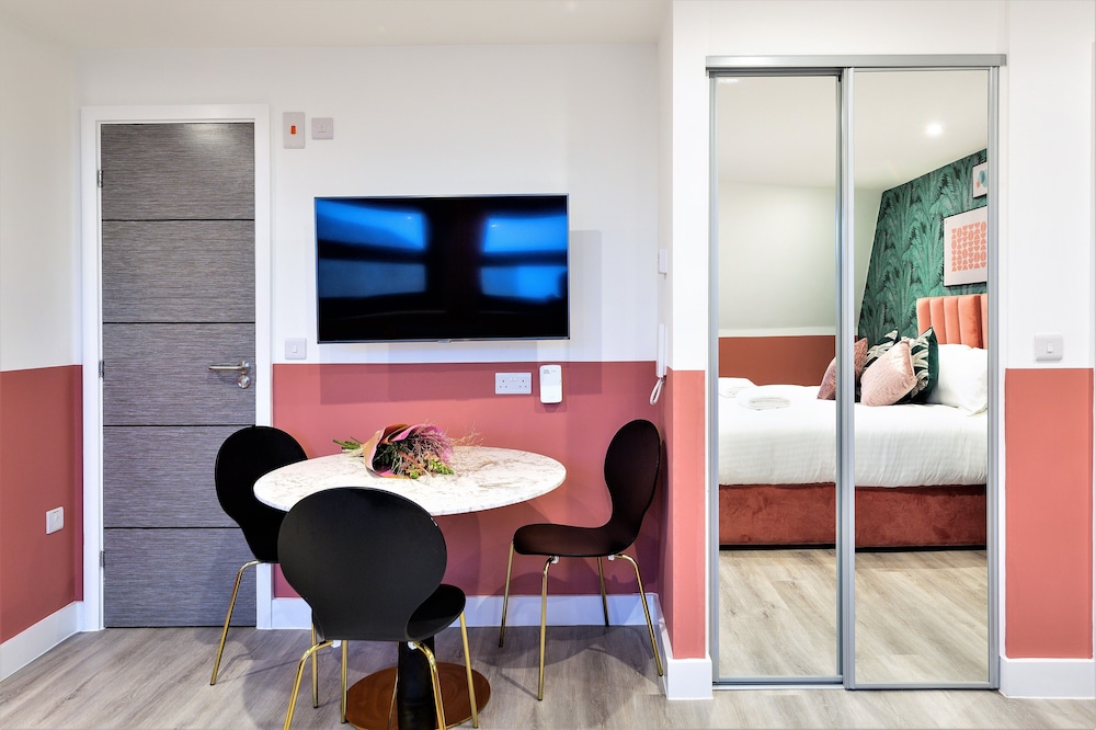 Your Apartment I Clifton Village