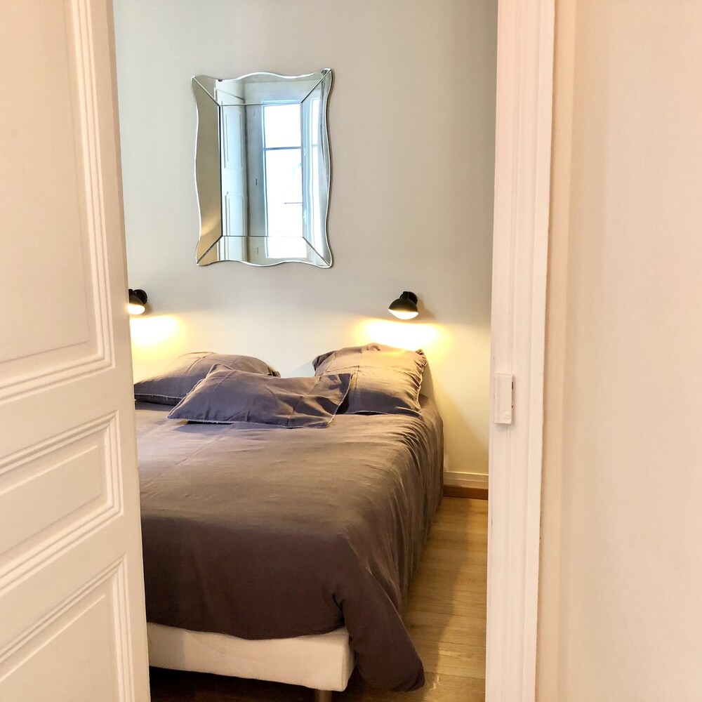 Incredible calm view in Montmartre 70 m2 Paris Vrbo