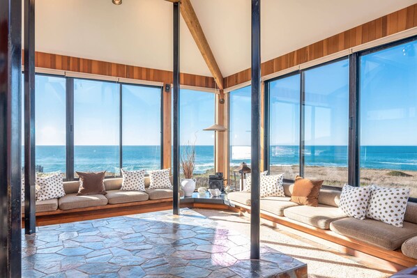 book-graceland-in-sea-ranch-hoteles