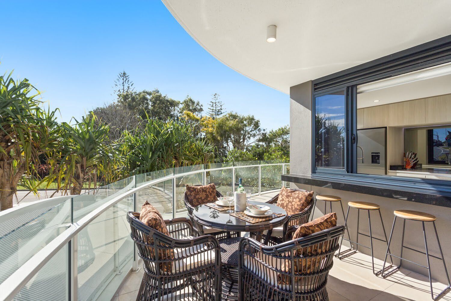 The wow Factor at Mooloolaba Beach