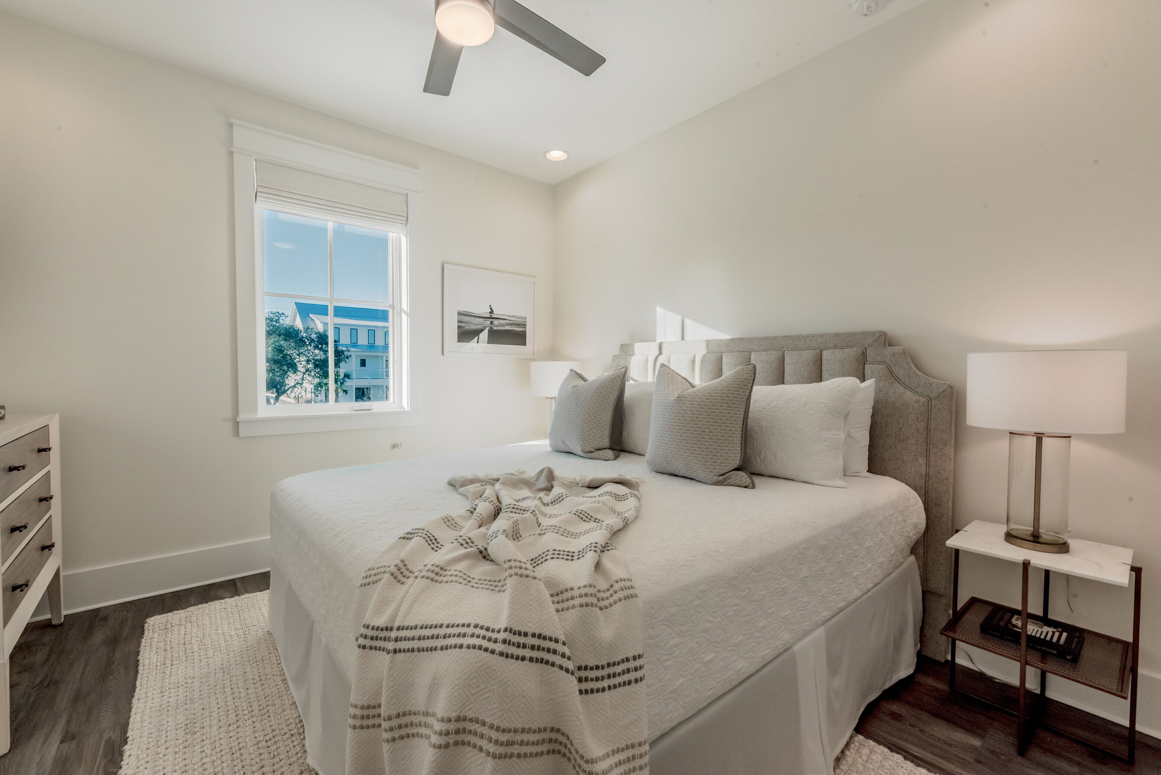 HIGH TIDE | LARGE HEATED POOL | FREE GOLF CART in Destin, United States