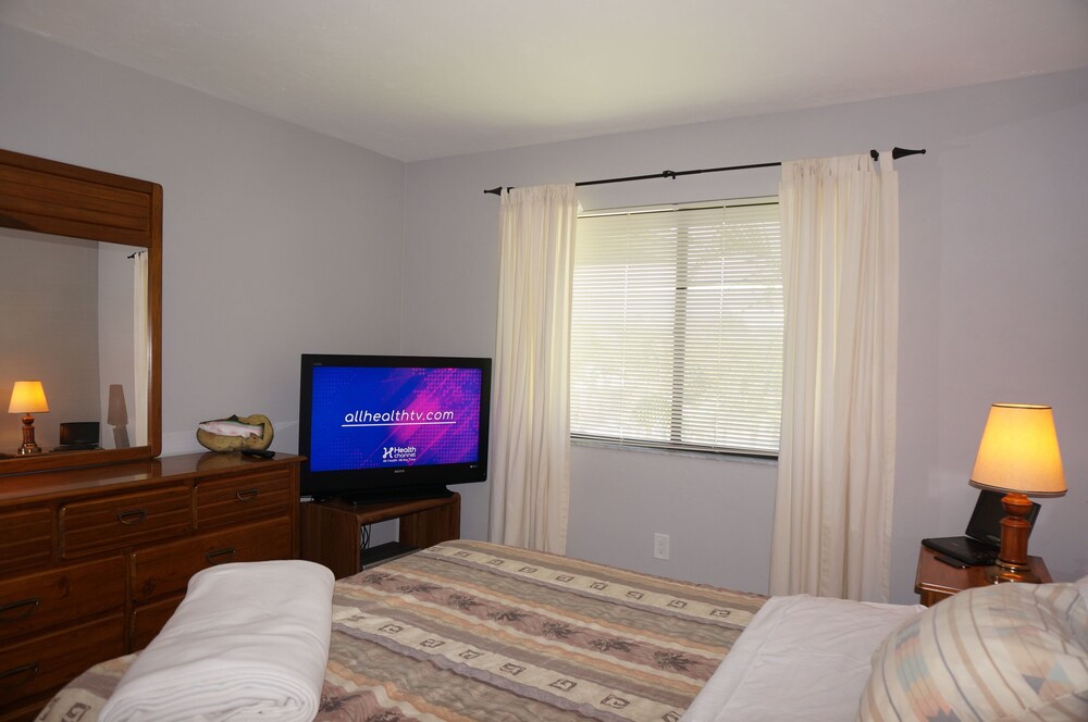 Bass & Sun Condominium Pool View !!! 2/2 Bedroom Clewiston Vrbo