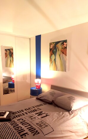 Classic Room | Free WiFi, bed sheets
