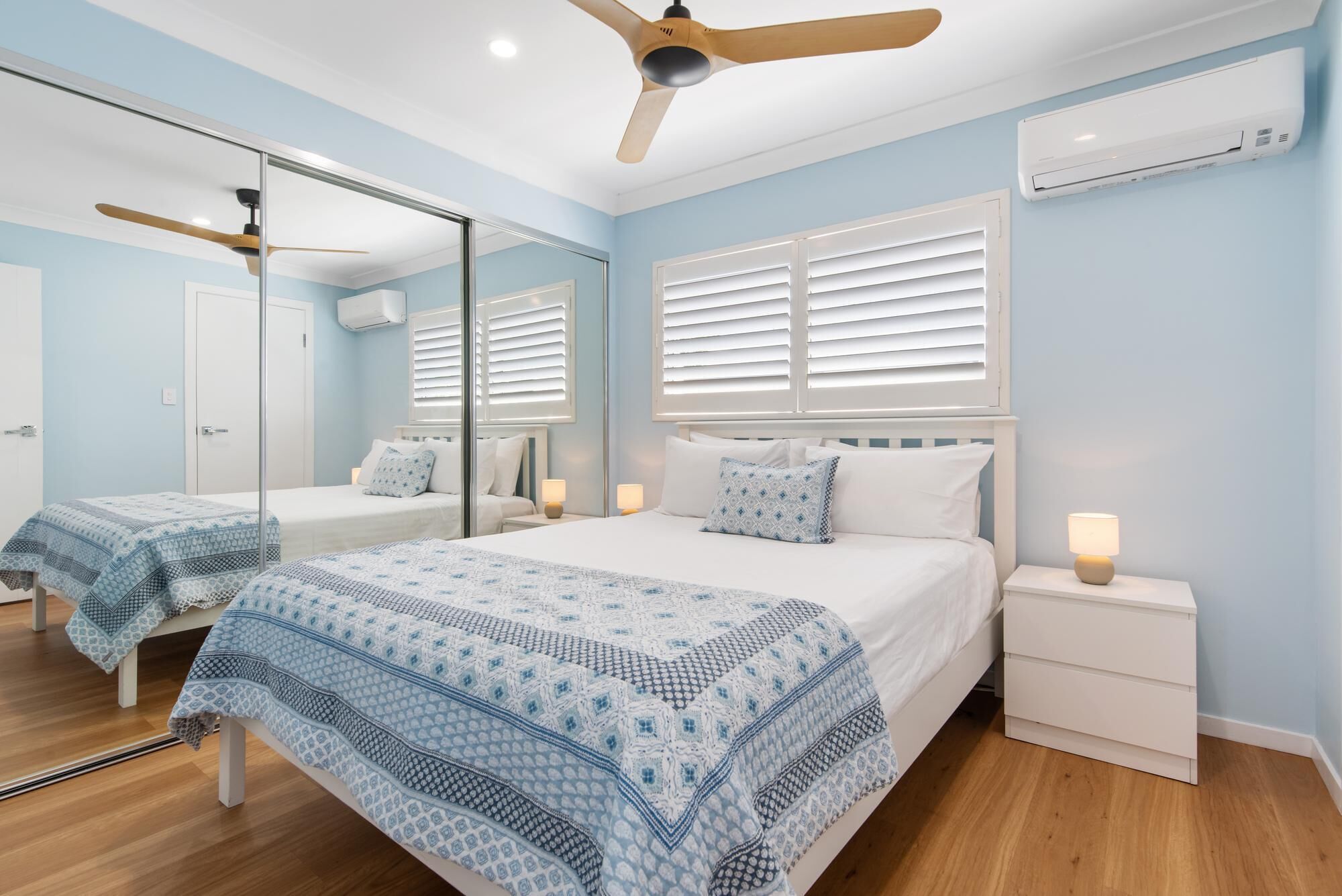 Gorgeous Sun-soaked Family Getaway With Pool