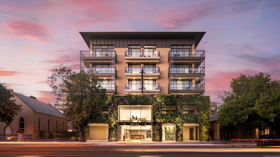 Majestic M Suites