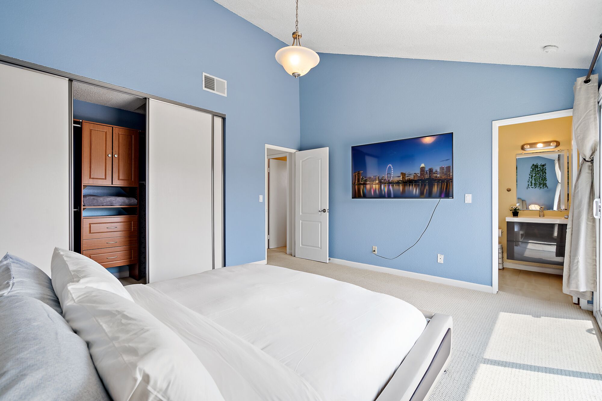 ⭐️ Bright 3BR/2.5BA ⭐️ Peaceful Home ⭐️ SF BayArea ⭐️ in Fremont, United States