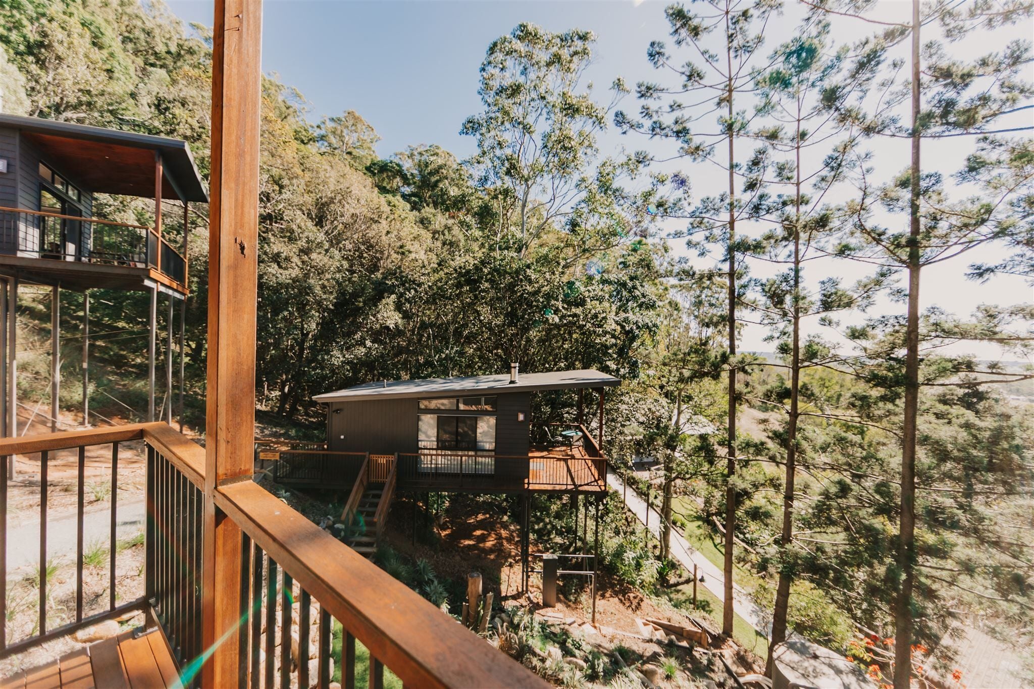 Rainforest Gardens - Luxury Hillside Chalets With Views to Bay & Islands