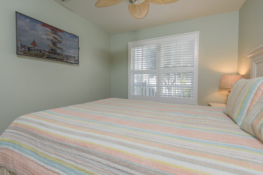 Craig & Cindy Key West Truman Annex Shipyard Condo w/ a patio at Mile