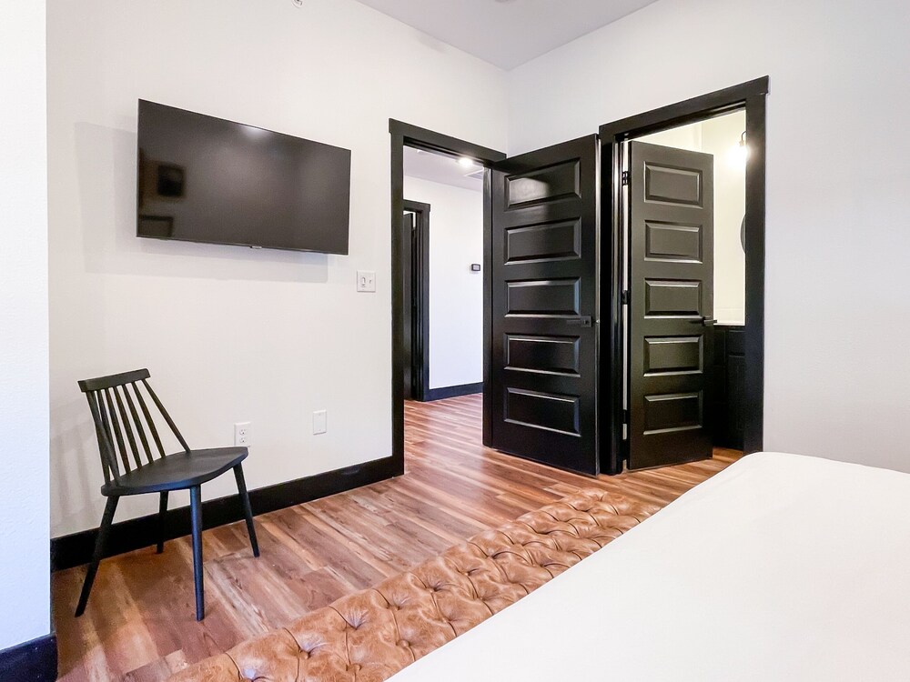 Highland Retreat Private Indoor Pool and Spa, DogFriendly Deals