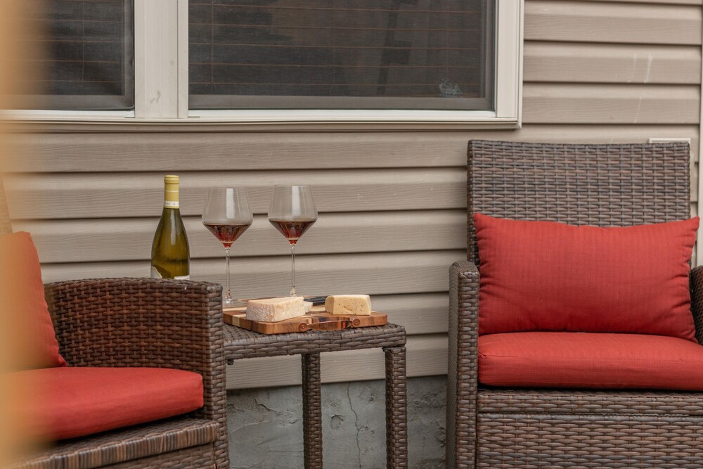 West Murfreesboro Mid-Term Townhome, Instant 840/24 Access, TripleBlackmanSchool