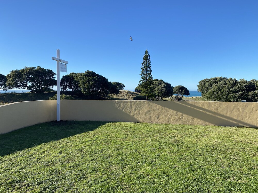 RelaxWainui Beach Stay Deals & Reviews (Gisborne, NZL) Wotif