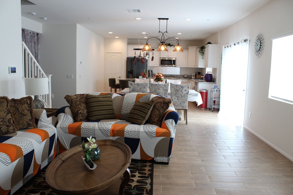 Ontario Airport*vacation rentals /Cozy APT2/说中文