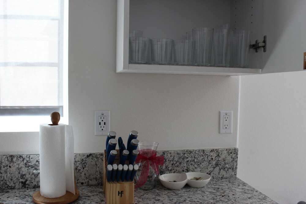 Ontario Airport*vacation rentals /Cozy APT2/说中文